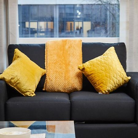 Stylish Manchester Gem - Sleeps 10! Eksteriør bilde
