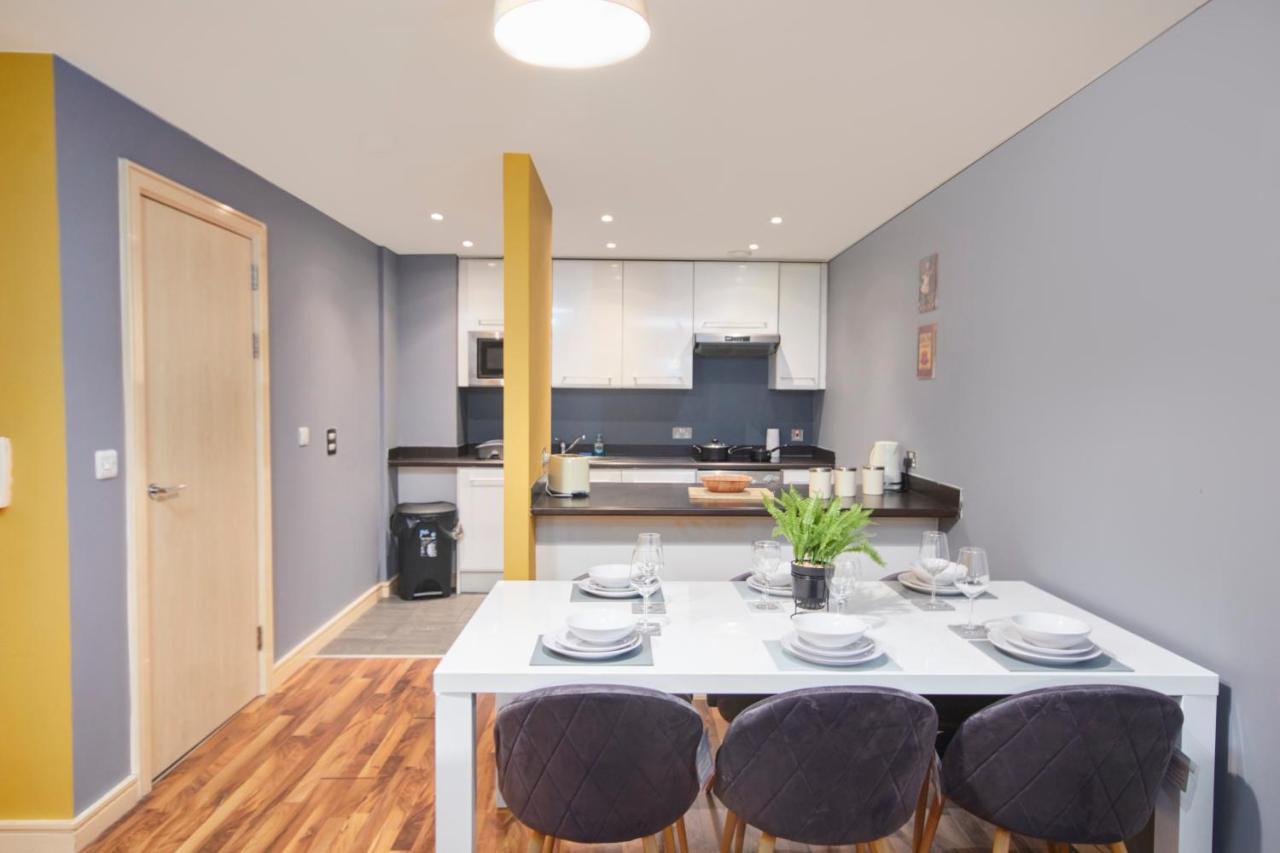 Stylish Manchester Gem - Sleeps 10! Leilighet Eksteriør bilde