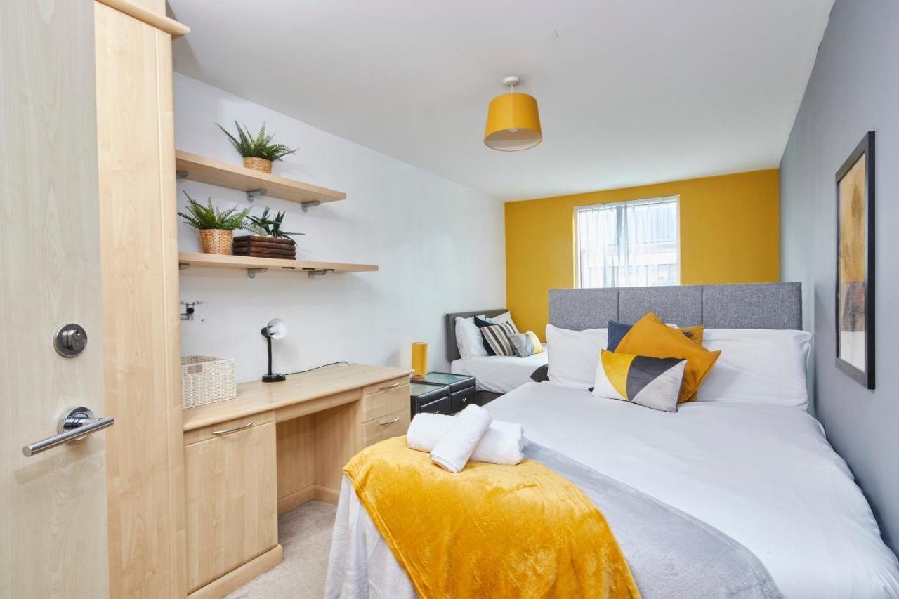 Stylish Manchester Gem - Sleeps 10! Leilighet Eksteriør bilde