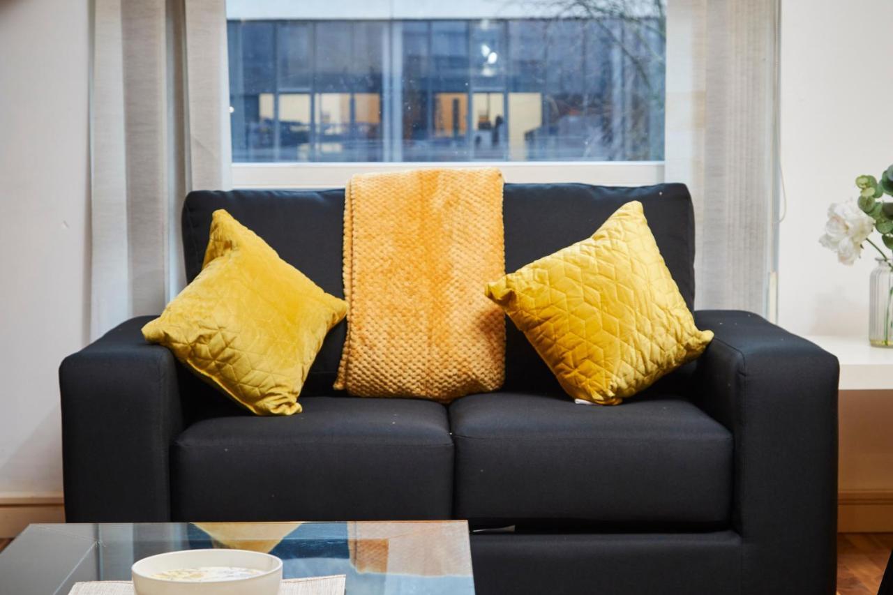 Stylish Manchester Gem - Sleeps 10! Eksteriør bilde