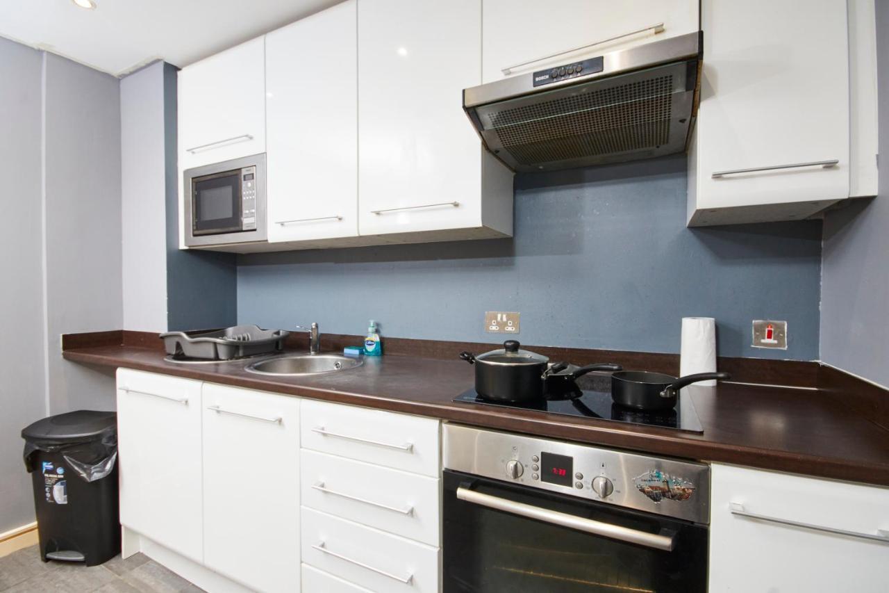 Stylish Manchester Gem - Sleeps 10! Eksteriør bilde