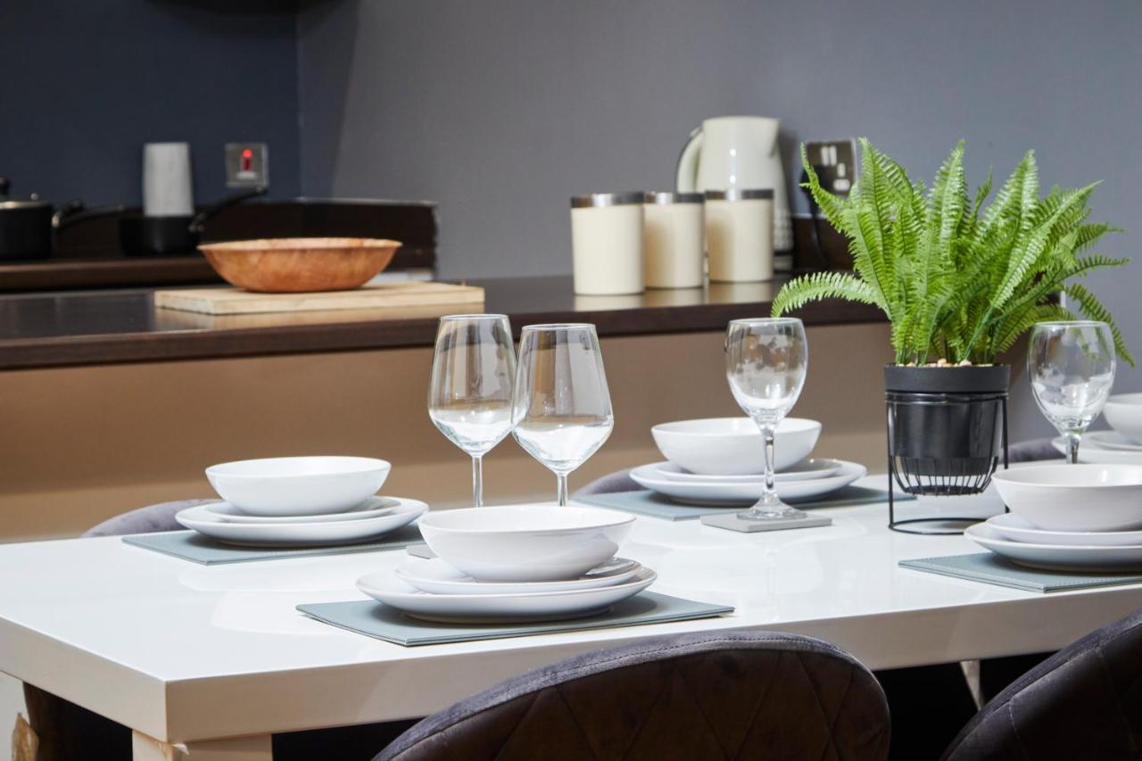 Stylish Manchester Gem - Sleeps 10! Eksteriør bilde